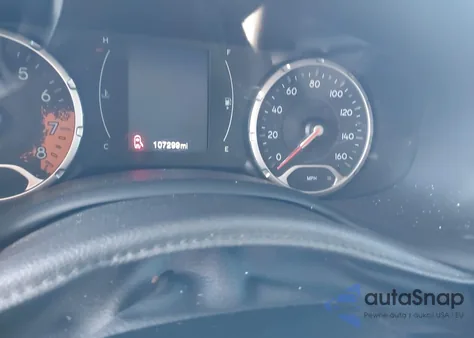 2018 Jeep Renegade Latitude 4X4 из США, поврежденный, VIN ZACCJBBB3JPH42201